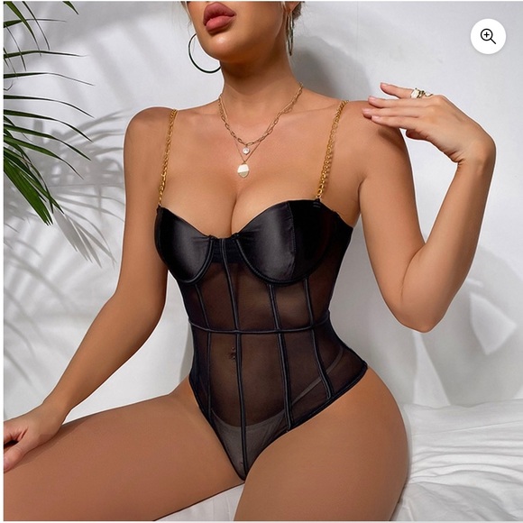 Fashion Nova chain to you bodysuit - Picture 2 of 9